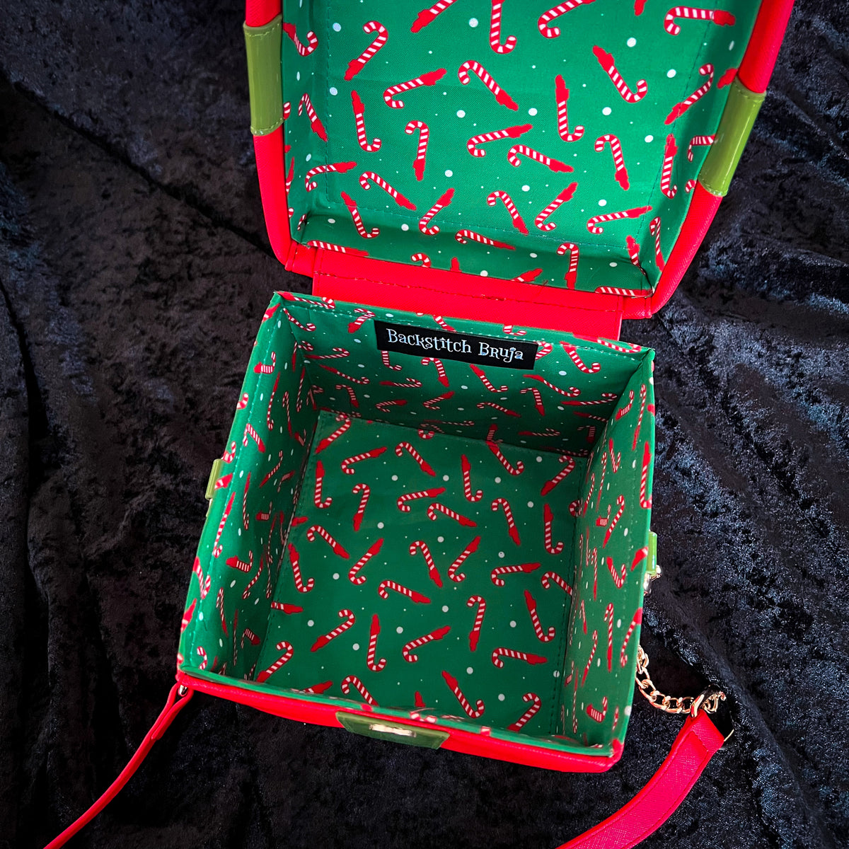Classic Christmas Gift Box bag (FLAWED) – Backstitch Bruja