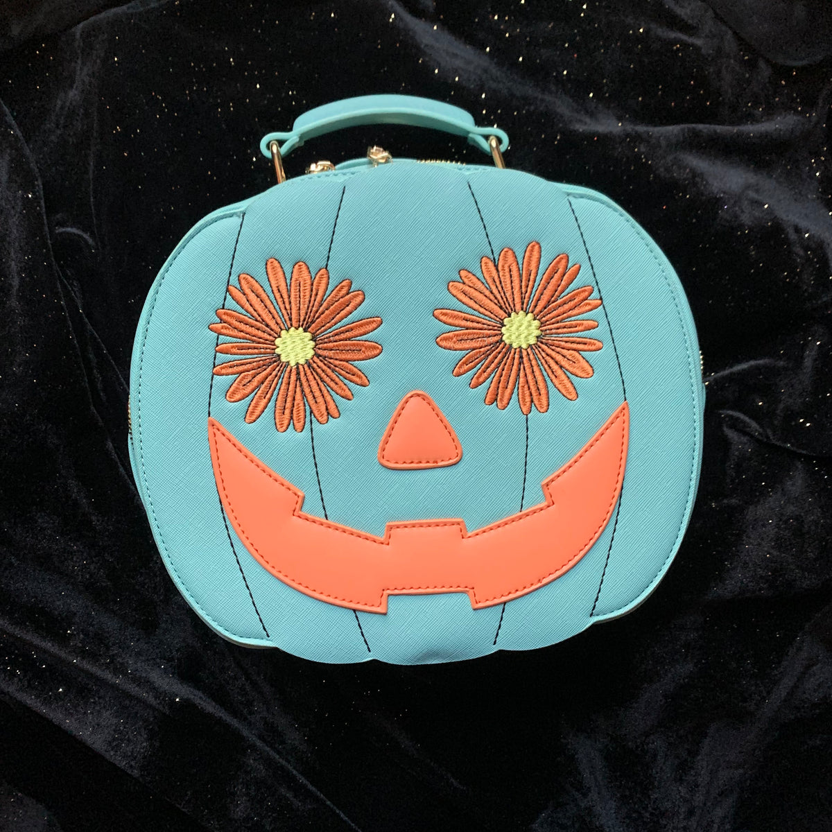Mint Springoween bag – Backstitch Bruja