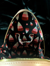 Load image into Gallery viewer, Cupid Corncha bag (Flawed)