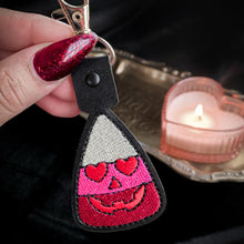 Load image into Gallery viewer, Valloween Keychain