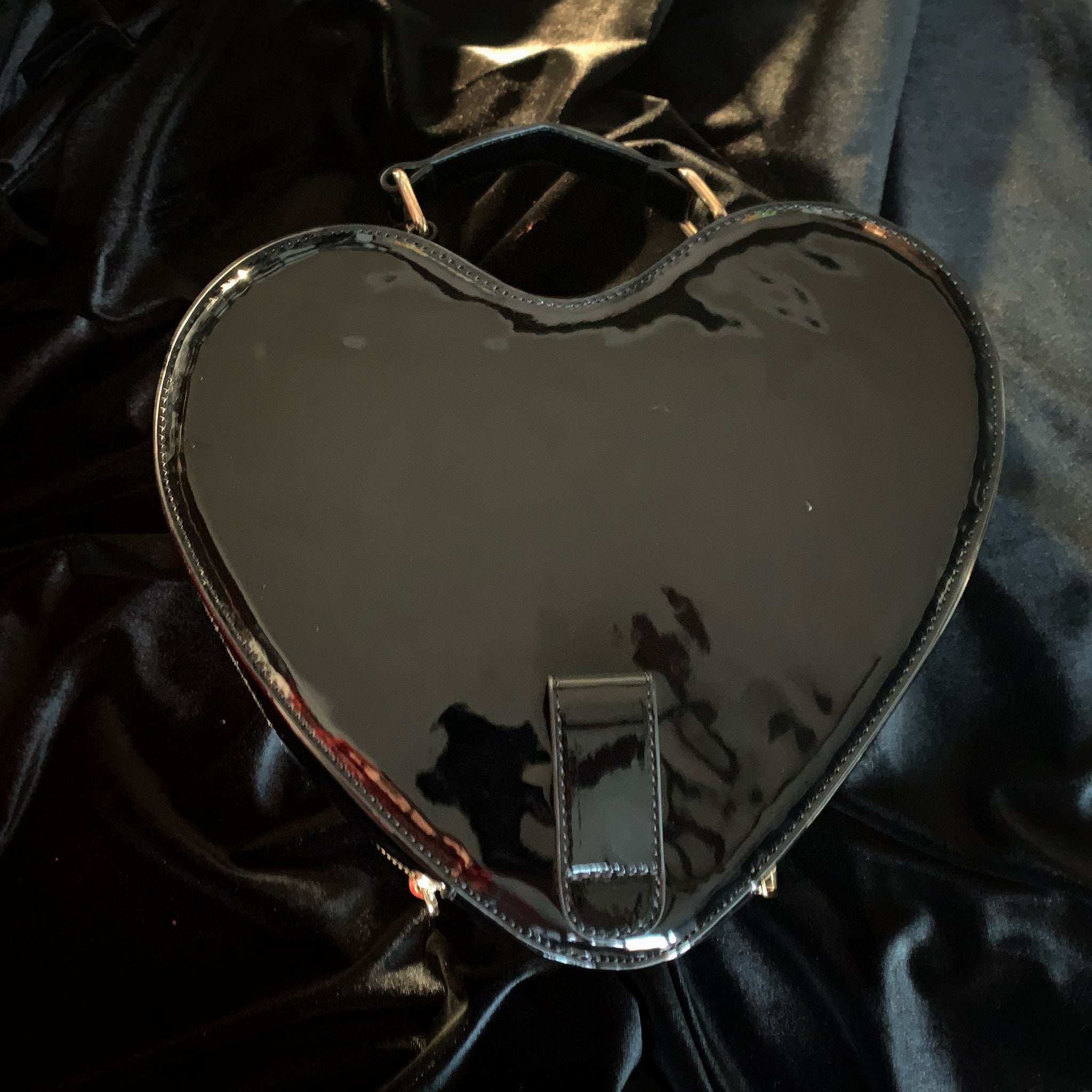 Black Heart Bag