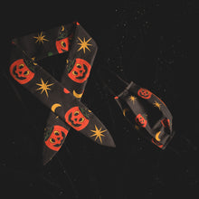 Load image into Gallery viewer, Vintage Halloween &amp; Horror Scarves