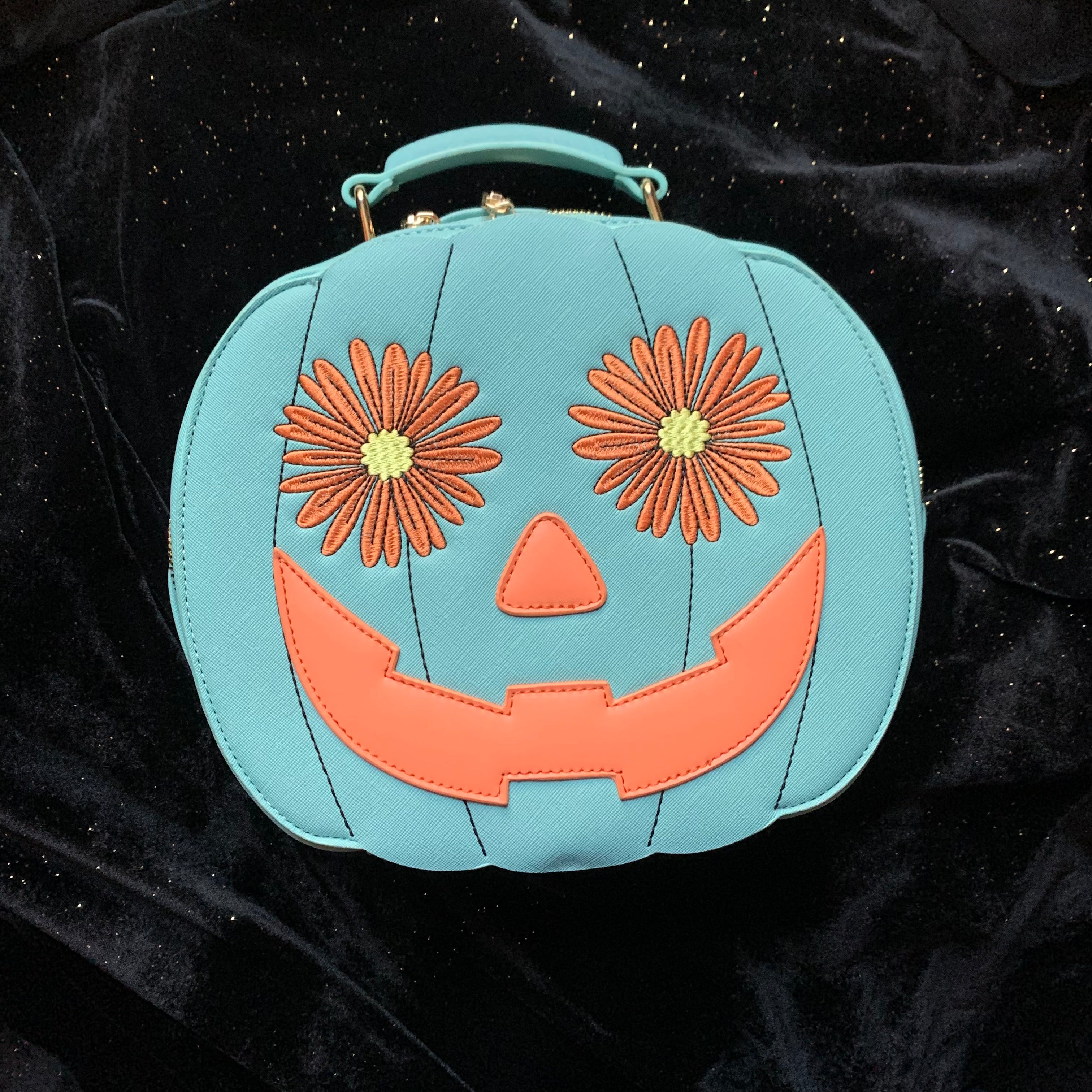 Mint Springoween bag – Backstitch Bruja
