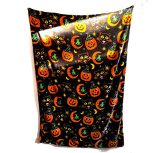 Load image into Gallery viewer, Pumpkin Witch blanket