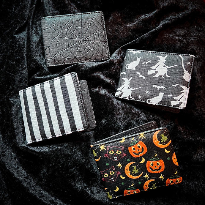 Trick or Travel makeup case – Backstitch Bruja