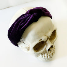 Load image into Gallery viewer, Velvet Knotted Headbands